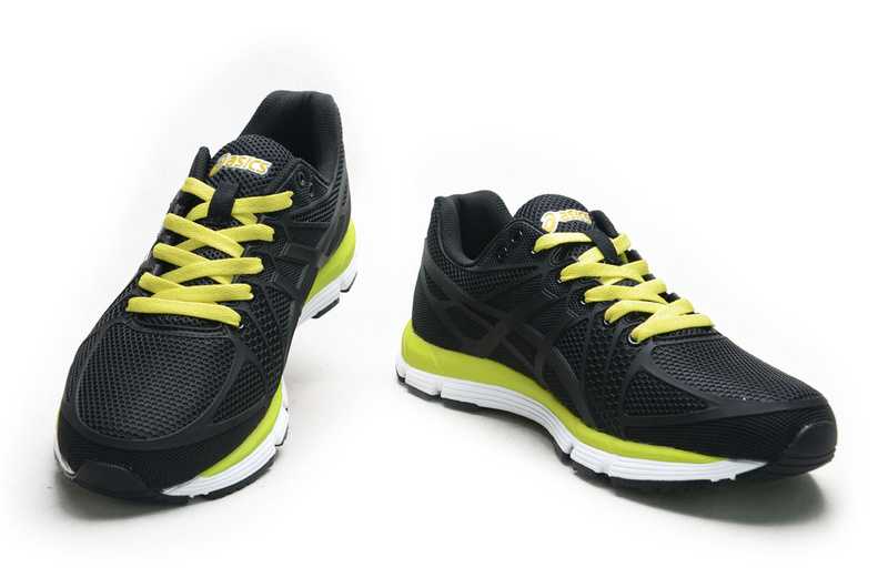 ASICS GEL HYPER33 asics trainer unique